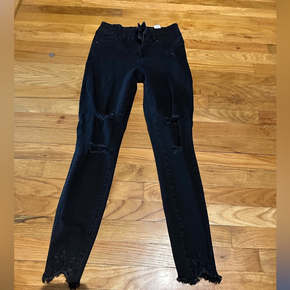 Black skinny jeans